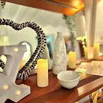 L'artiste - Balcon - Clim 尼姆